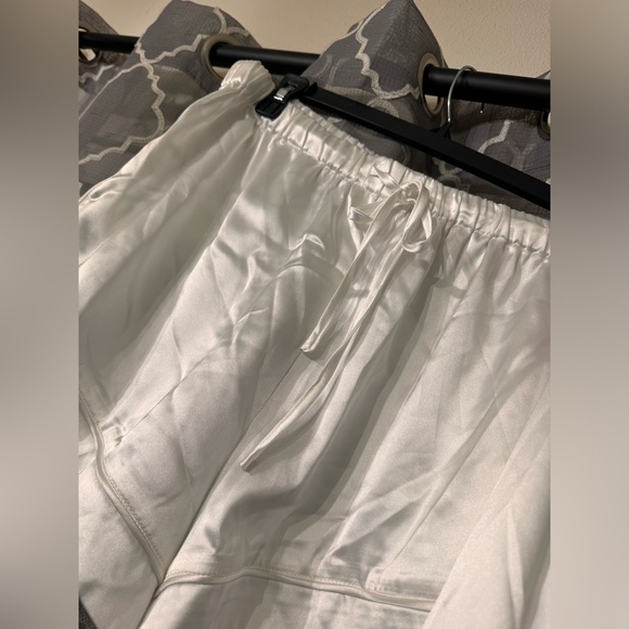 Buddy Love white pajamas, new with tags - Picture 4 of 4